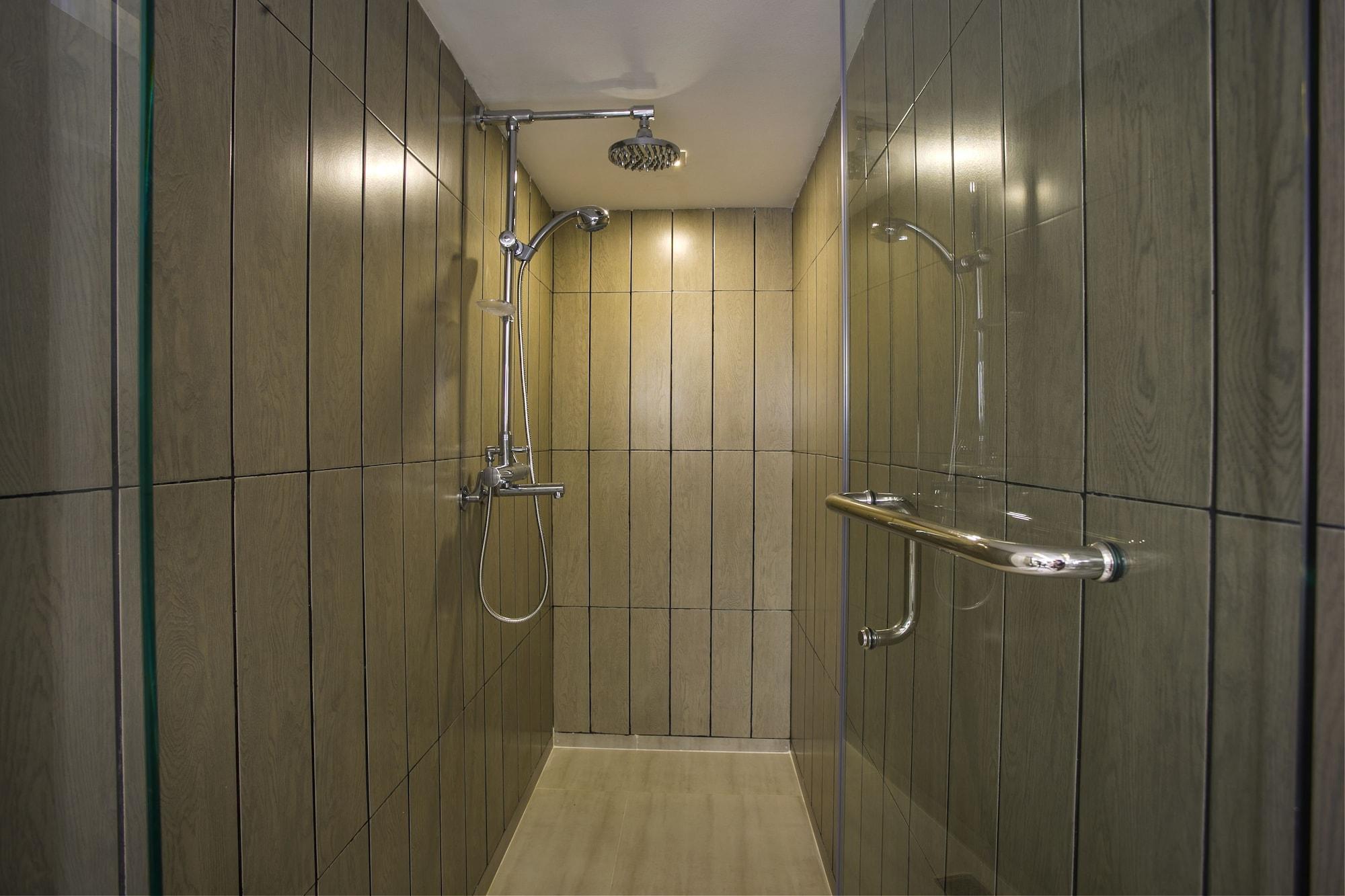 Grace 21  Hotel Dhaka Buitenkant foto
